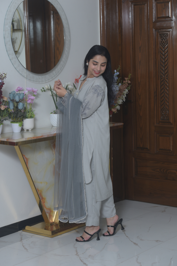 Grey silk karandi - Image 4